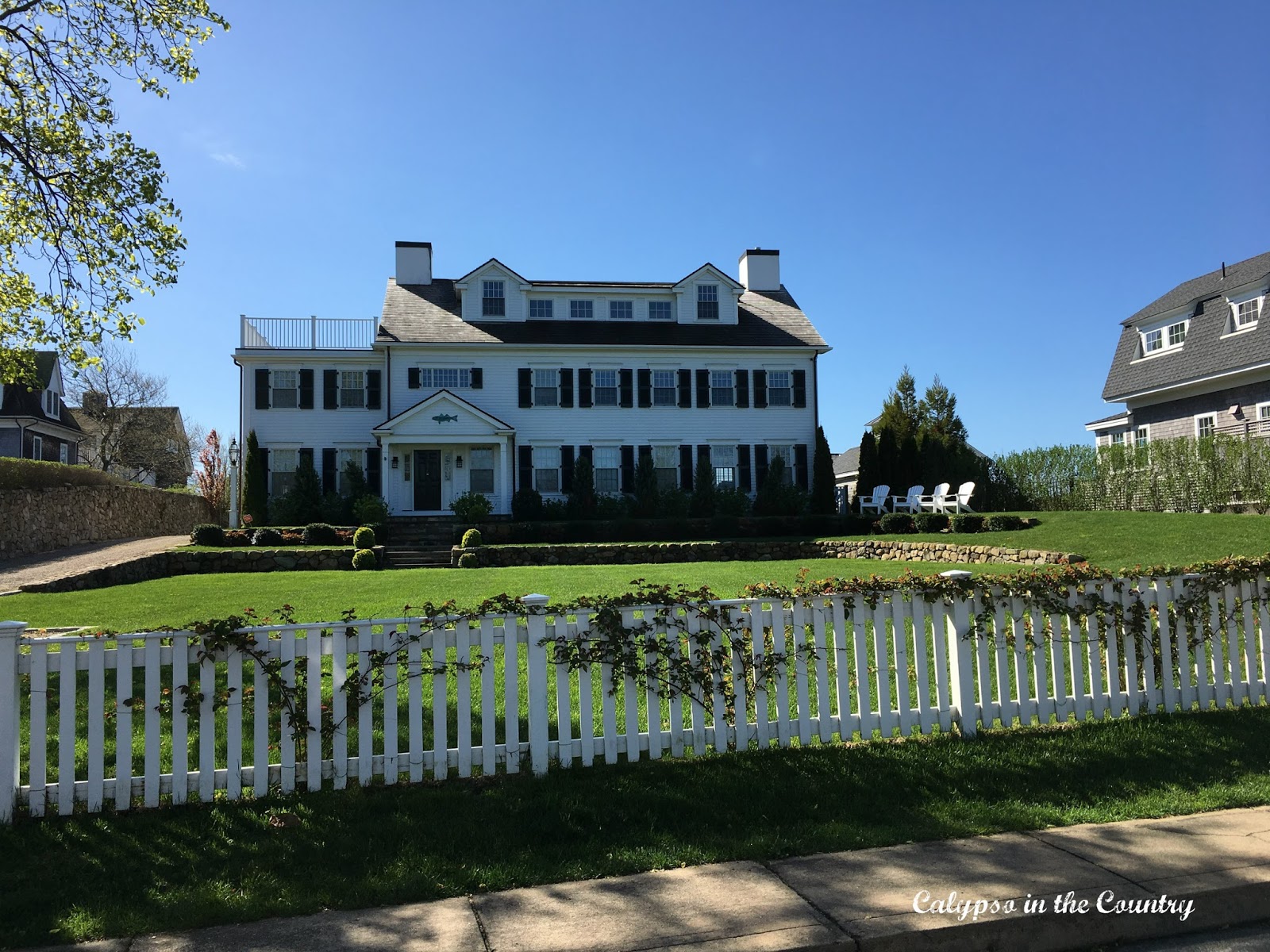 Classic White House in Martha's Vineyard, MA
