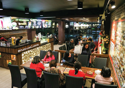 D’PENYETZ dan D’CENDOL Bandung, Nikmat di Lidah Pas di Kantong