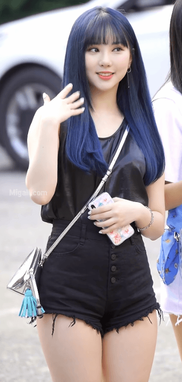 https://4.bp.blogspot.com/-KFdza23ulgU/W2KuRTJpqWI/AAAAAAAEdcE/Zhc12MpXP5EpoGcQuP5dRq_m7ggJZcncgCLcBGAs/s1600/5.gif