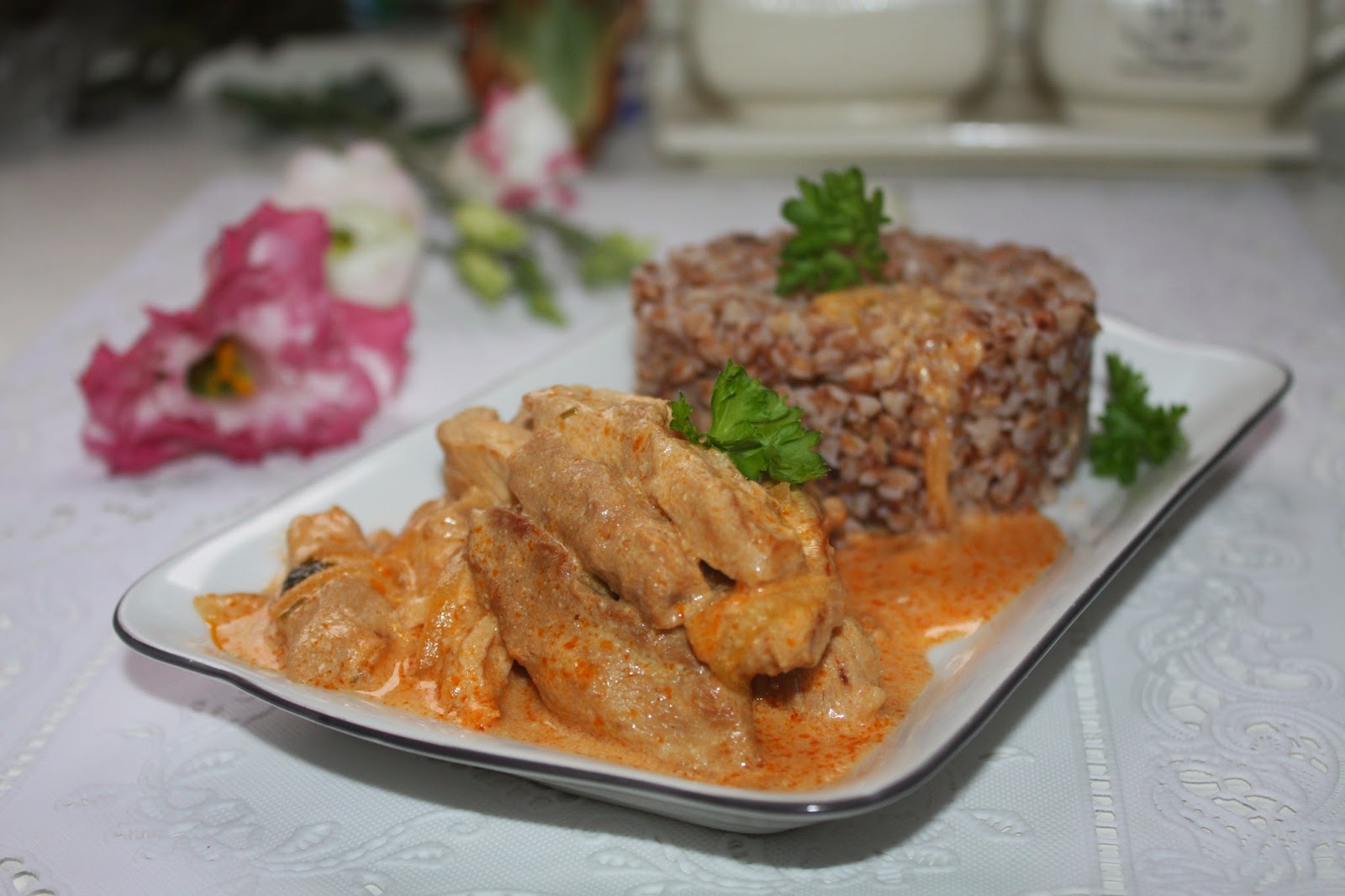 Говяжья вырезка по строгановски