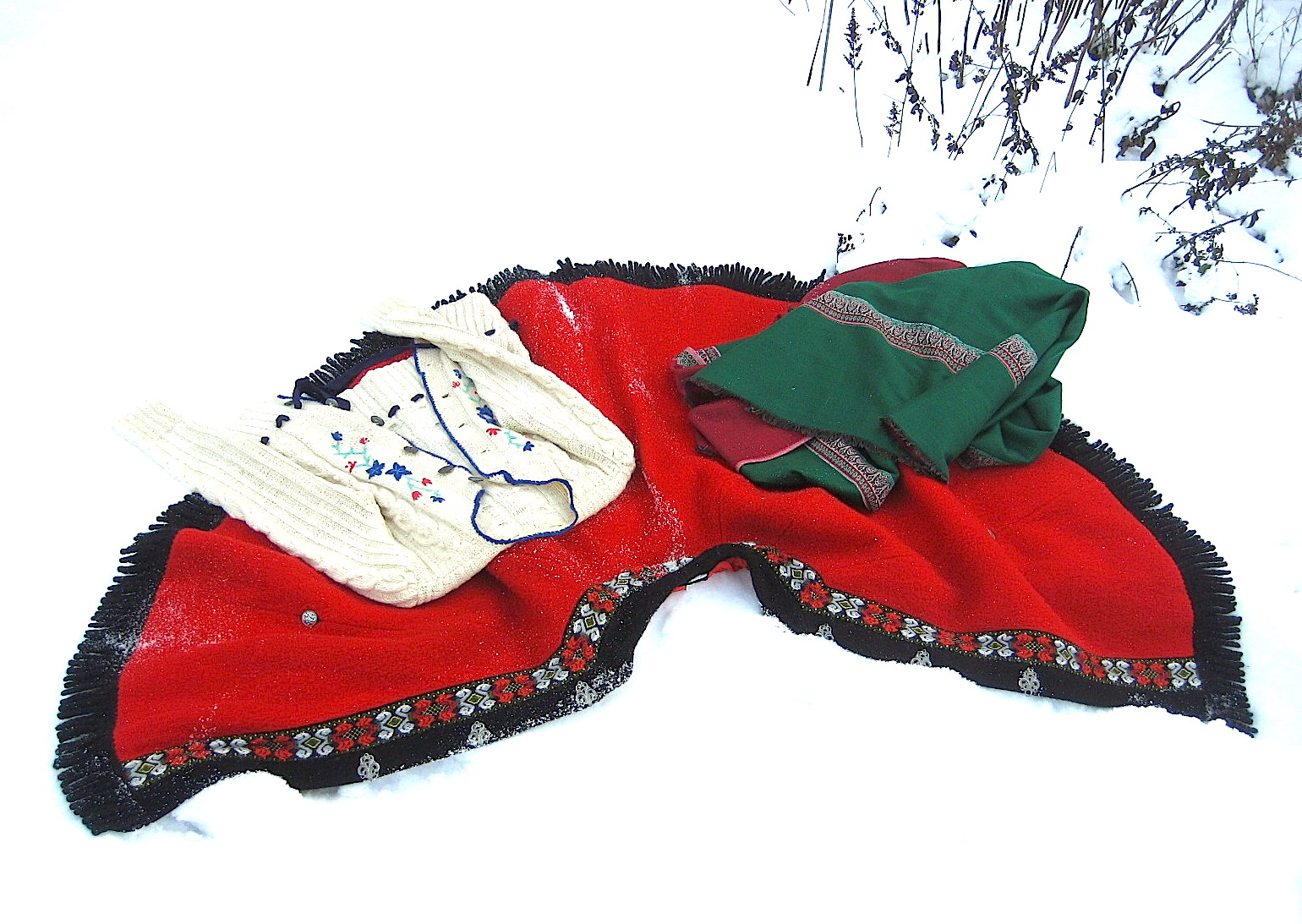 bahnwärterhäuschen modish matrons / february / folk art