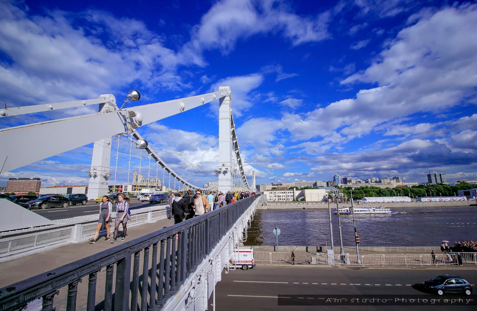 крымский мост москва парк горького. крымский мост москва. крымский мост москва парк горького. мост крымский мост в москве. крымский мост москва парк горького.