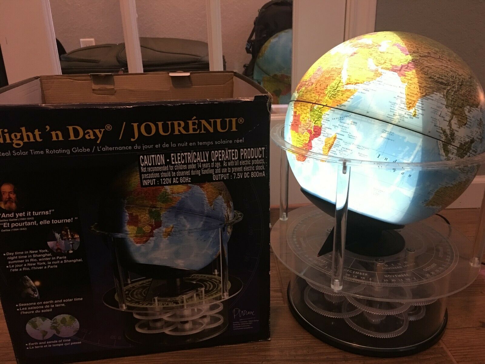 MY HOBBIES AND STUDIES Real time grey line watching by a Night'n Day Real Solar Time Rotating