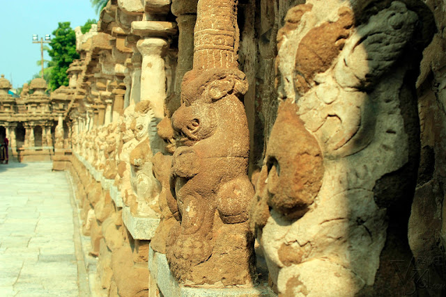 Close up of the lions on the pillars of 58 small-shrines Close up of the lions on the pillars of 58 small-shrines