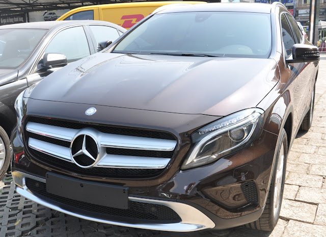 Thiết kế phía trước Mercedes GLA 200 Mercedes GLA 200 nằm trong phân khúc SUV nhỏ gọn