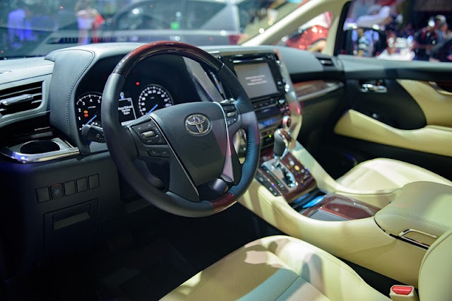Toyota Alphard 2018 bản 2.5 Hybrid tại Bangkok ảnh 8 Toyota Alphard 2018 bản 2.5 Hybrid tại Bangkok ảnh 8