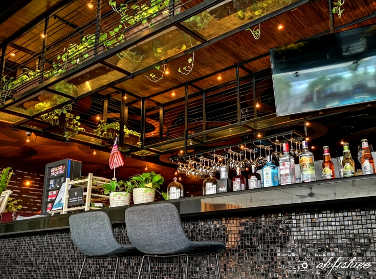 oh{FISH}iee [FOOD] Jigger & Shaker Restaurant & Bar Seremban