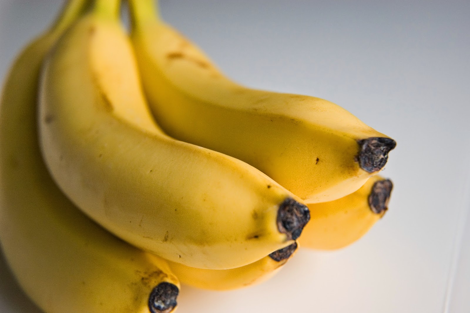 Farmacia Medina: El plátano y sus beneficios Farmacia Medina: El plátano y sus beneficios