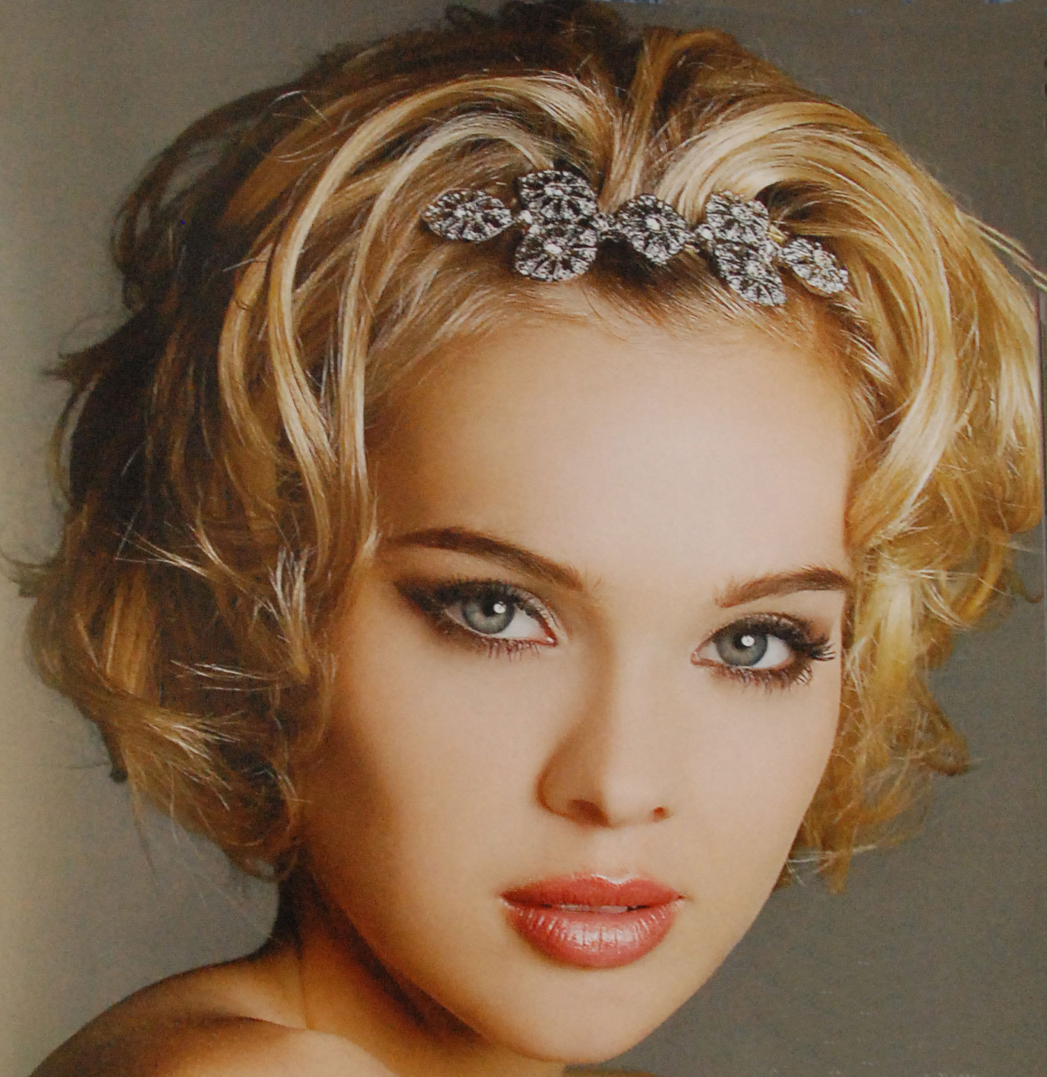 Hairstyles for Short Hair  Wedding Style Guide