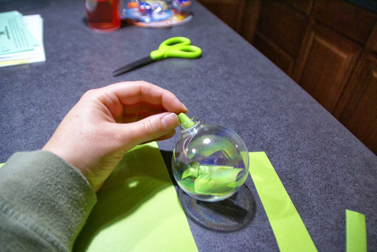 Easy and Fun DIY Ornaments - Busy Moms Helper
