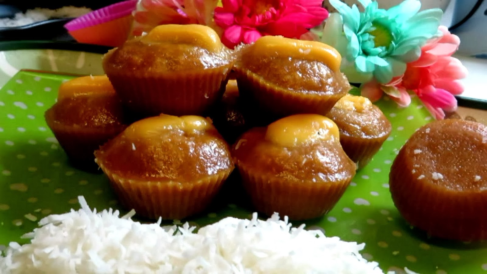 LUWEEH KITCHEN Puto Kutsinta Recipe