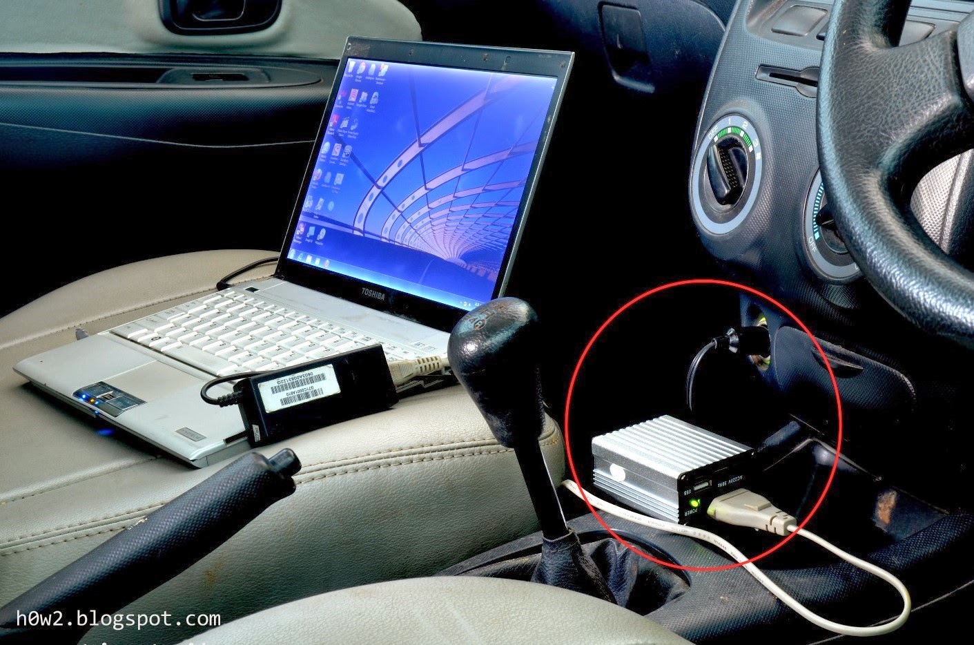 SSH VPS Solution for Electric Power for Notebook in Car