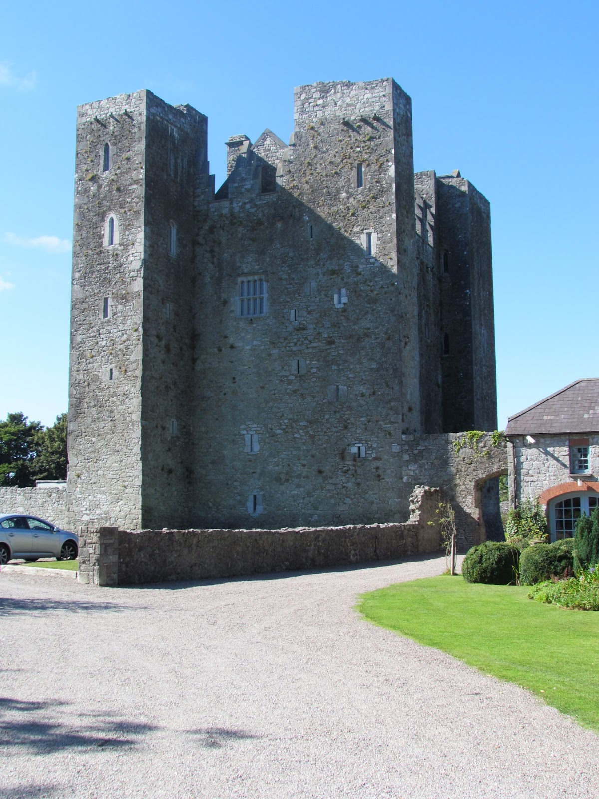 Family Day Out Barryscourt Castle & Orchard ♥ Dolly Dowsie