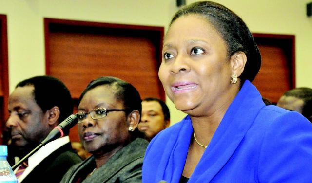 Fallout Of SEC Probe..Arunma Oteh Has Been Sent On Compulsory Leave ...