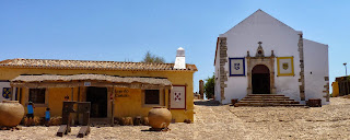 Iglesia de la Misericordia, Castillo viejo o Castelo Velho. Iglesia de la Misericordia, Castillo viejo o Castelo Velho.