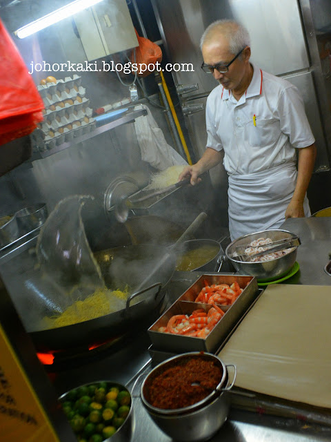 Tiong Bahru Yi Sheng Fried Hokkien Prawn Mee ABC Market Singapore 中峇鲁益生炒福建虾面 Tiong-Bahru-Yi-Sheng-Fried-Hokkien-Prawn-Mee-ABC-Market-Singapore-中峇鲁益生炒福建虾面