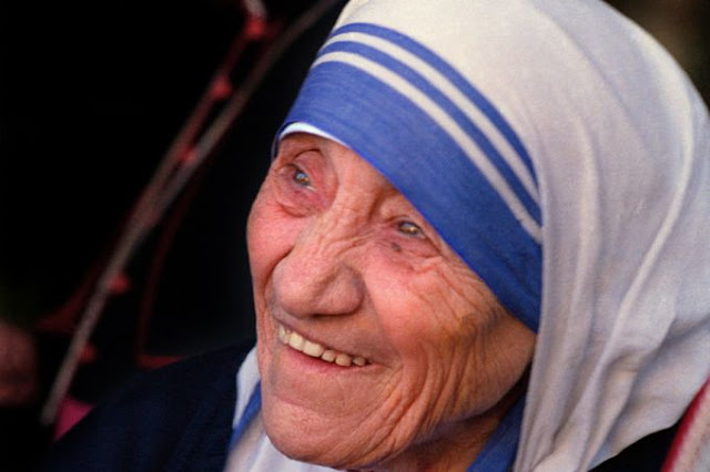  Vatican clarifies Mother Teresa canonization report