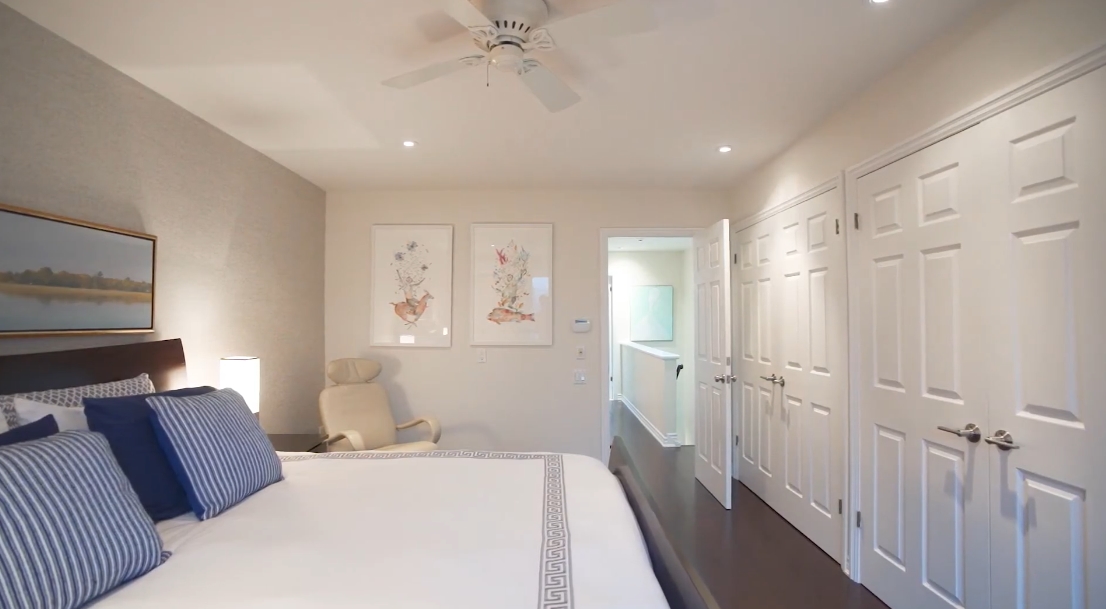 Tour 35 Marlborough Ave, Toronto vs. 26 Interior Design Photos