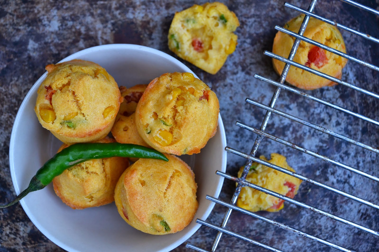Savoury Wednesday: Mais Muffins mit Koriander und Jalapeños - The ...