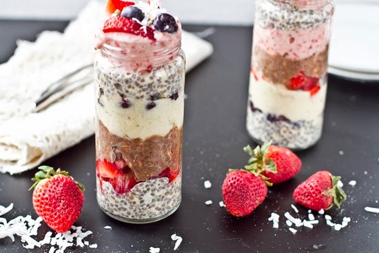 Vegan Overnight Oat Parfaits image