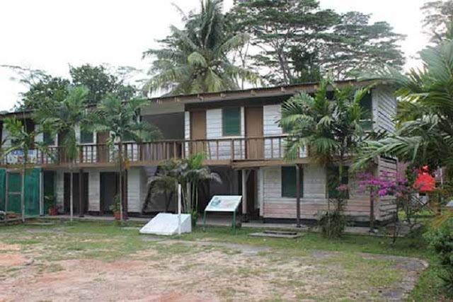 Tempat Wisata Menarik di Kota Batam Kamp Pengungsian Vietnam Batam