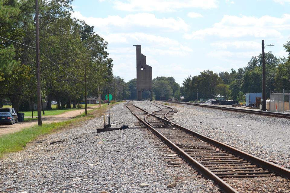 Towns and Nature Lambert, MS ?/IC/Y&MV Coaling Tower