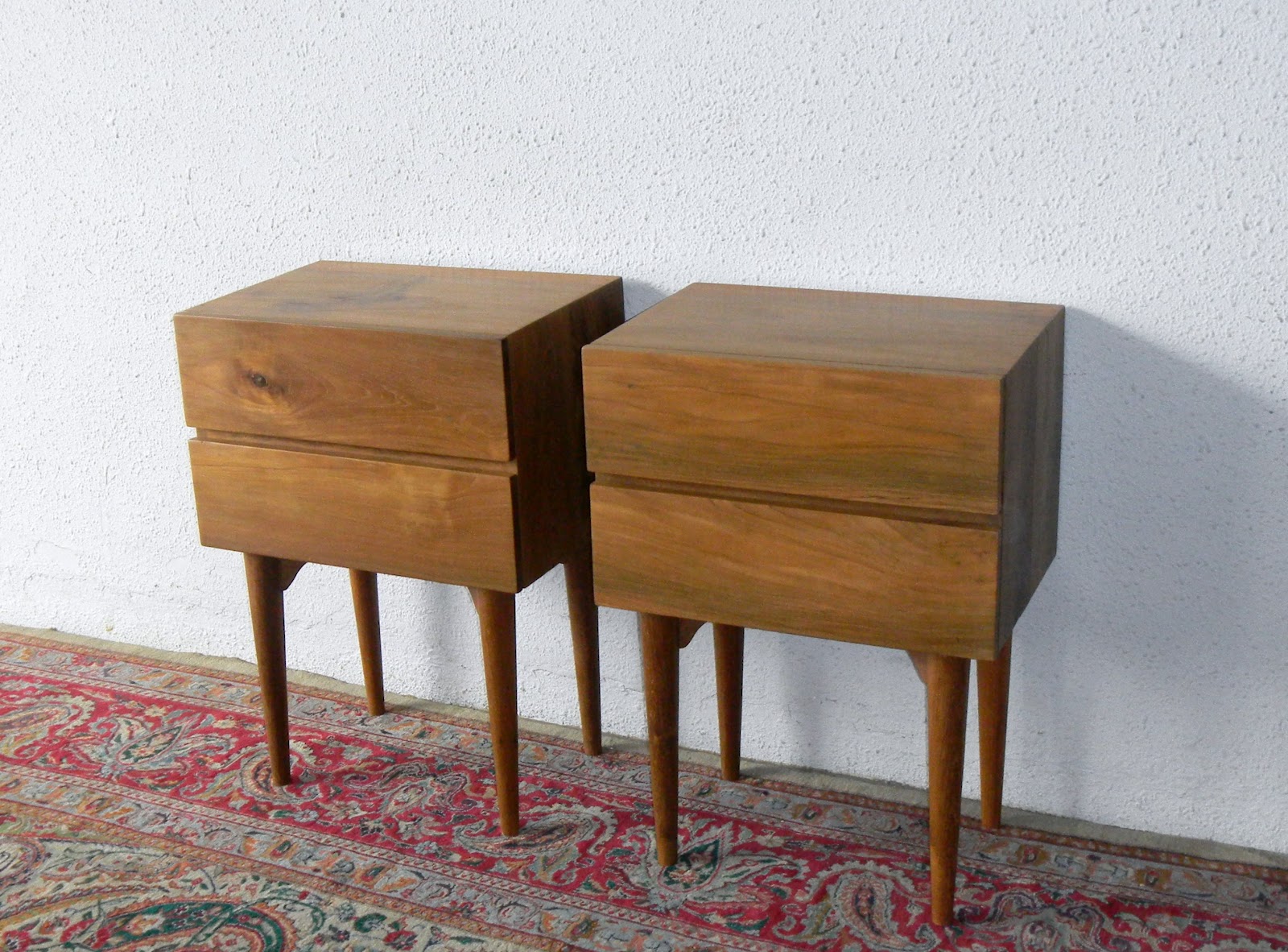 MID CENTURY MODERN BEDSIDE VINTAGE AND FINE REPRODUCTIONS