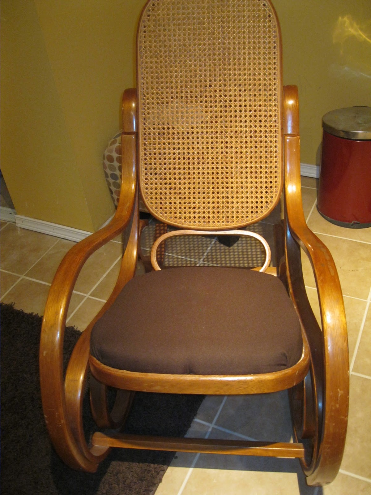 Nagle5 News Quick Fix for a Bentwood Rocker