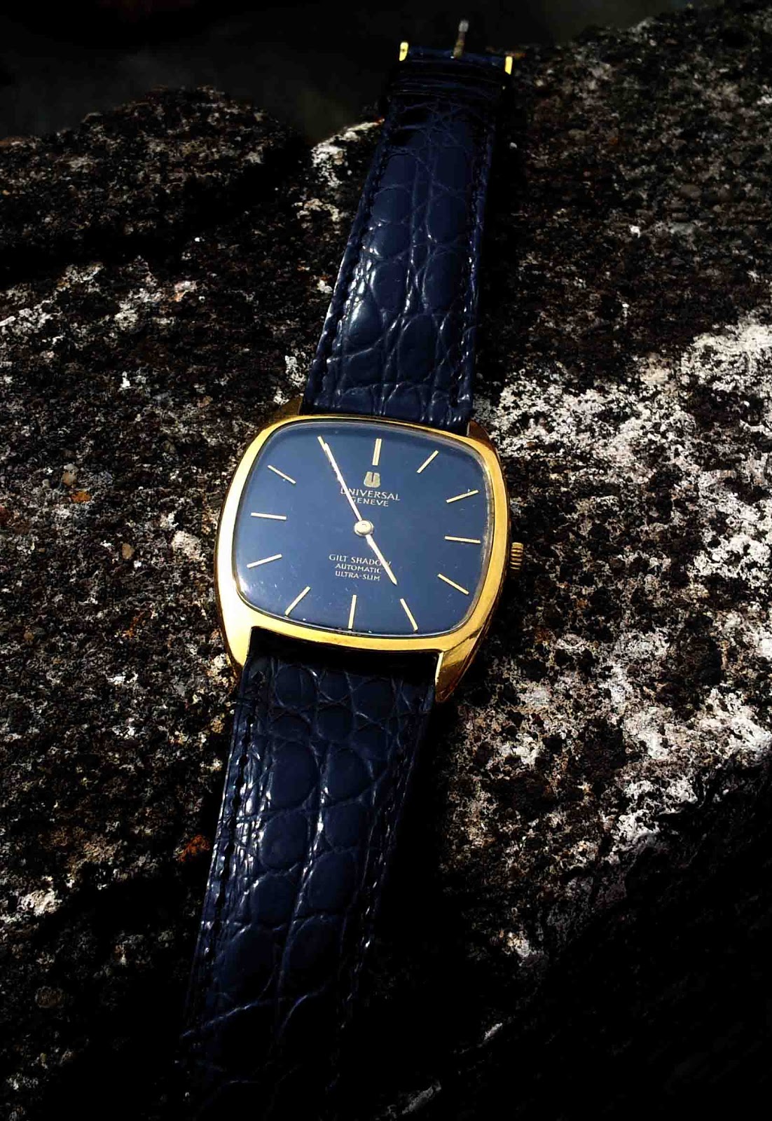 jam dan waktu Universal Geneve Gilt shadow "ultra slim"