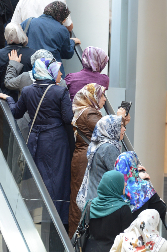 Muslim Hijab Should Be As English As Bangers And Mash St Georges Day Message Muslim Hijab Should Be As English As Bangers And Mash St Georges Day Message