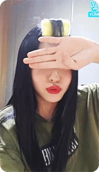 발챙이 닮은 유아.gif | 인스티즈