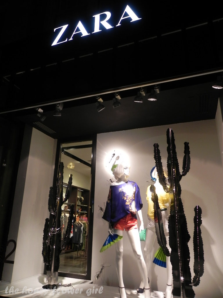 Metropolitan Fashionista: Vitrine em Destaque - Loja - Zara - Boston