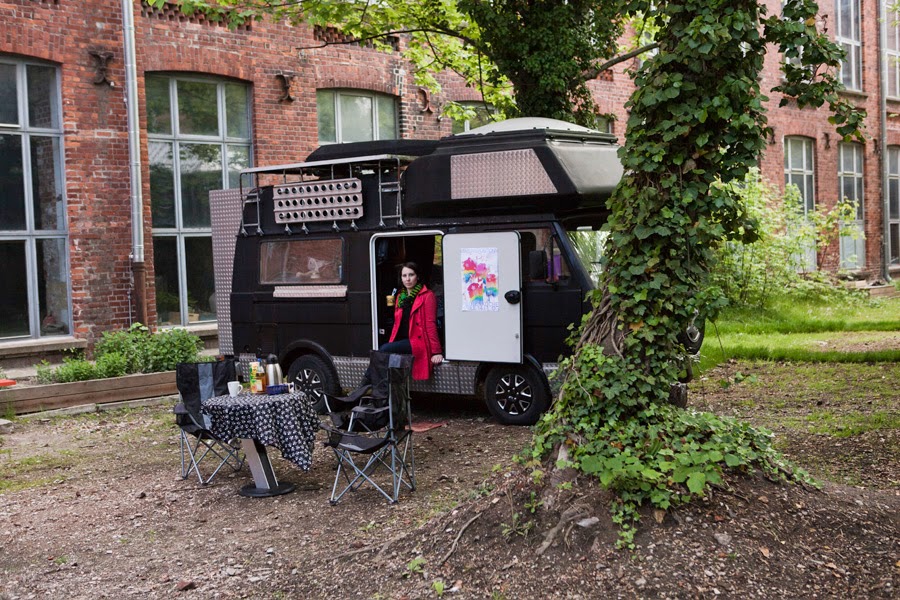 Ann Schomburg: Idling Mobile, Artist in Residency Program