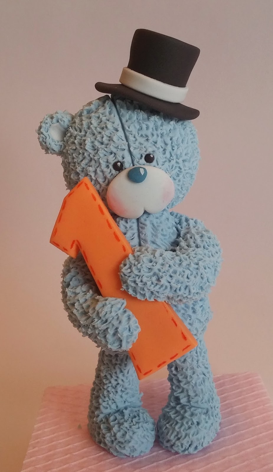 Studio "FONDANT DESIGN ANA" Figurice za torte (fondant figures) MEDA