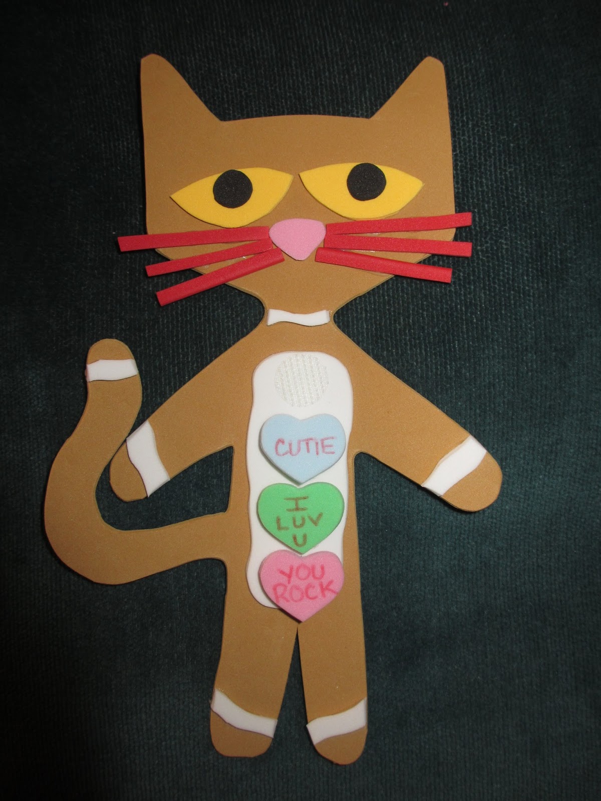 Read It Again!: Flannel Friday: Have I mentioned that I LOVE Pete the Cat
