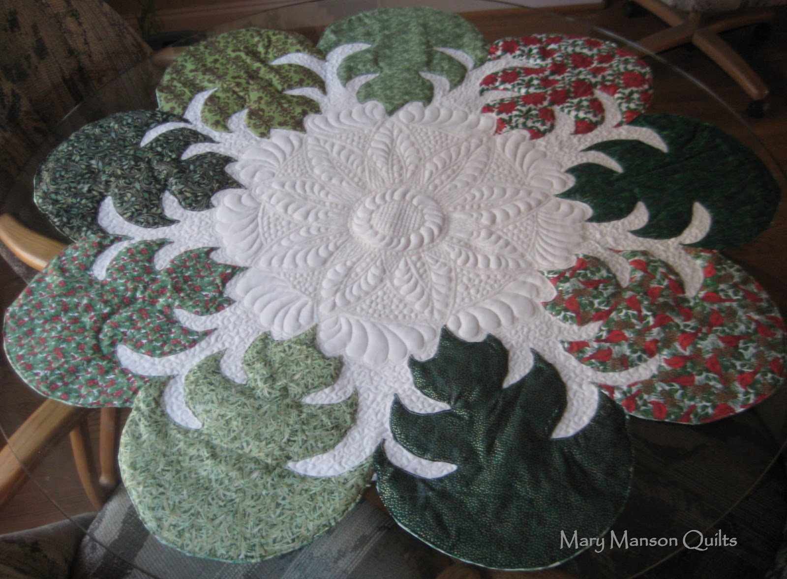 Mary Manson Quilts Christmas Table Toppers