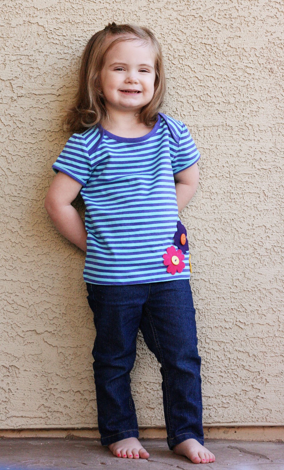 Sparklinbecks Felt Flower Shirt Using Hot Glue