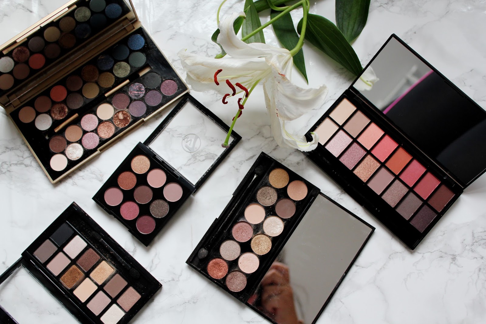 Beauty Budget Friendly Eyeshadow Palettes Worth Buying FASHIONTRAIN