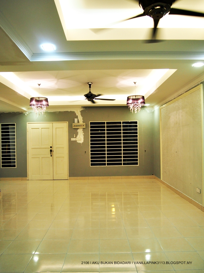 Aku Bukan Bidadari Projekruangtamu Plaster Ceiling Ruang Tamu So Ni Lah Living Hall Yang Baru Siap Plaster Bau Tu Pon Masih Kuat Aku Cakap Macam Masuk Umah Jer Feeling Je Nok