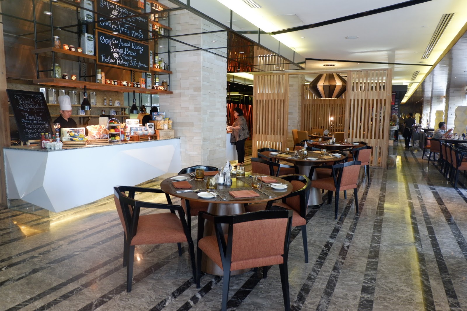 Sana Sini Restaurant Pullman Jakarta - Ramadhan Kareem - Oppakuliner