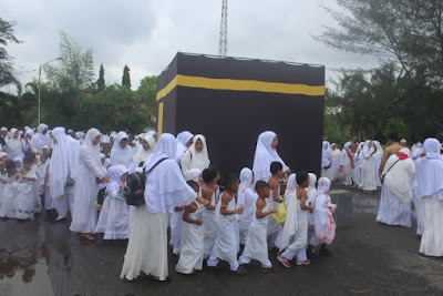 Ratusan Santri Tingkat RA Ikuti Bimbingan Manasik Haji