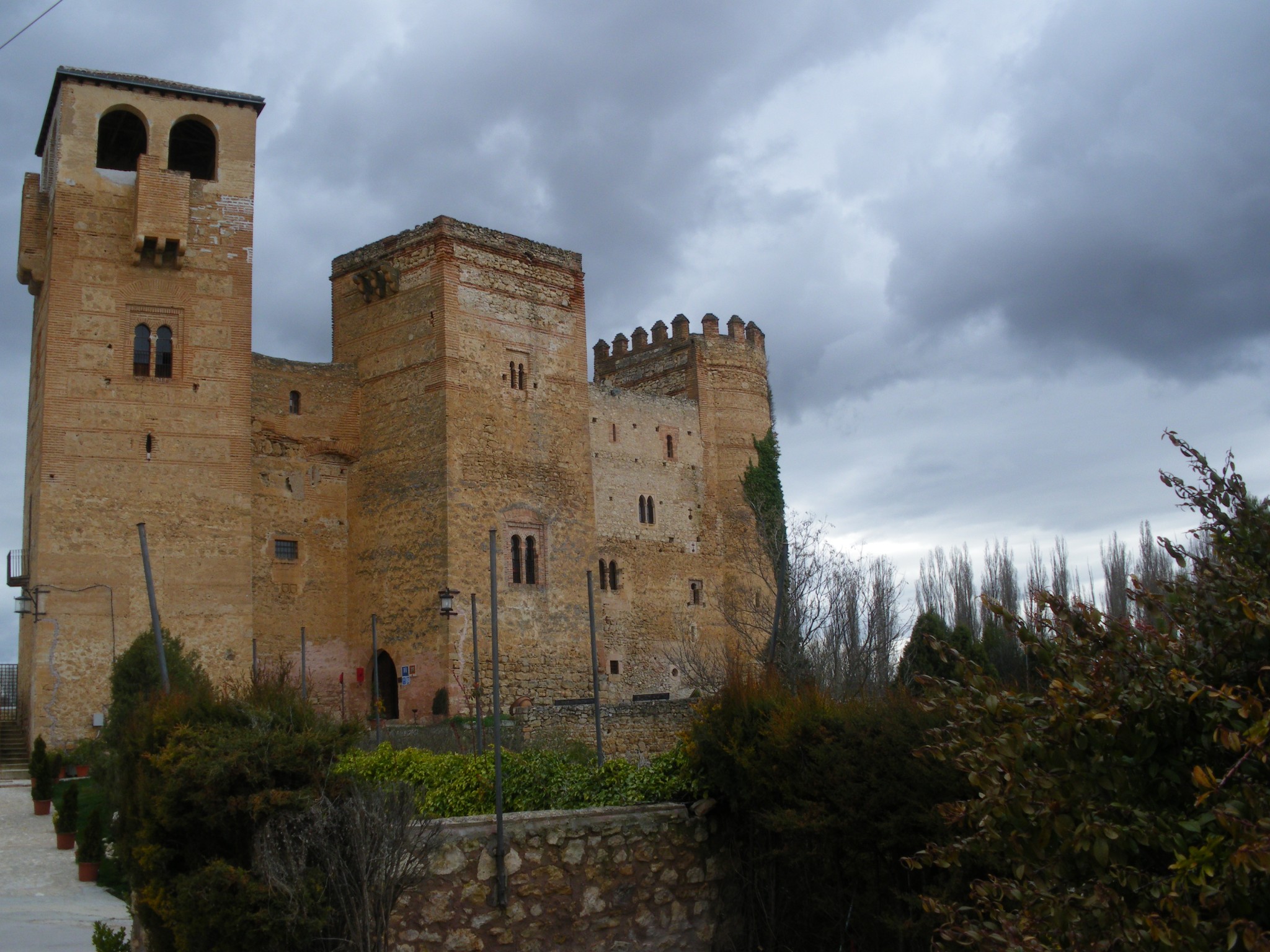 Castillo de Castilnovo, Segovia, Castilla y León, arte románico