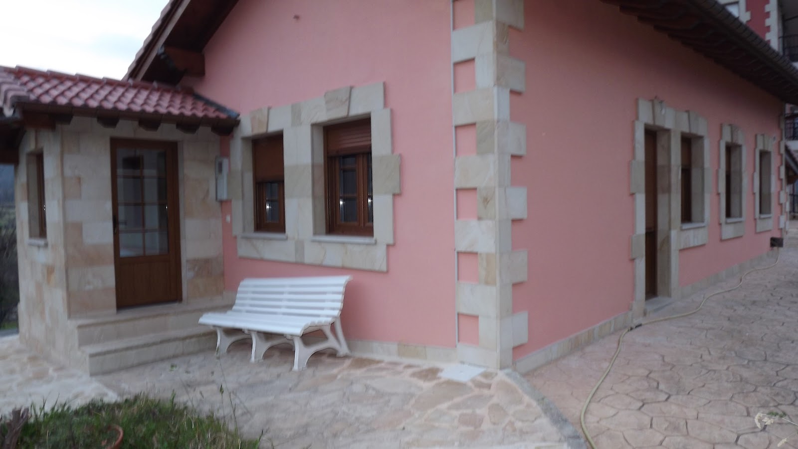Garabandal Properties for rent and for sale
