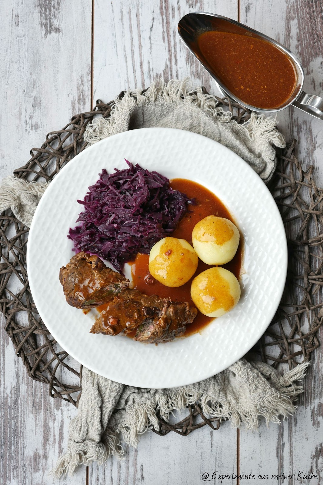 Experimente aus meiner Küche: Klassische Rouladen mit Rotkohl und ... Experimente aus meiner Küche: Klassische Rouladen mit Rotkohl und ...
