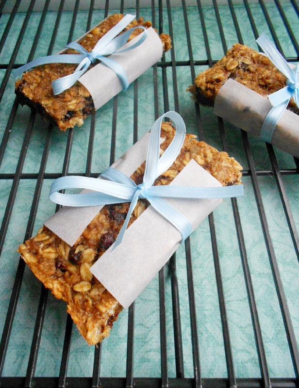 Healthy Banana Oat Snack Bars Confessions of a Confectionista