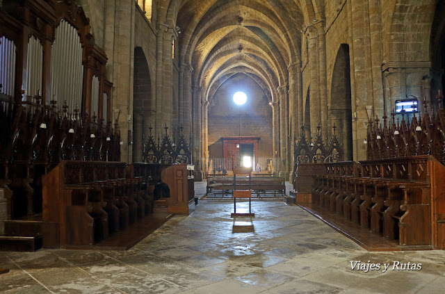 Iglesia de Santa María del Monasterio de la Oliva, Navarra