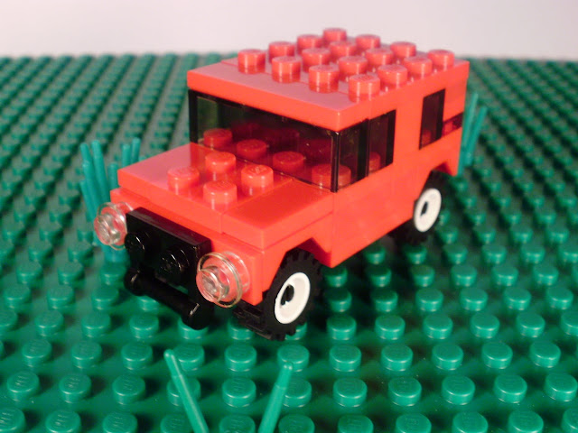 MOC LEGO Micro Todo-o-terreno vermelho