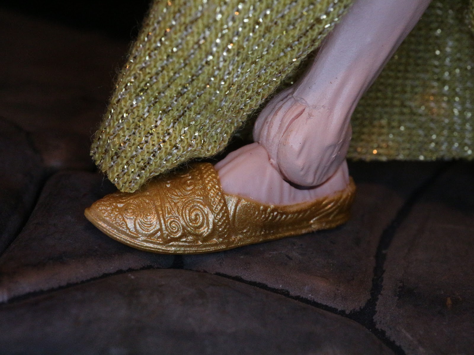 snoke slippers
