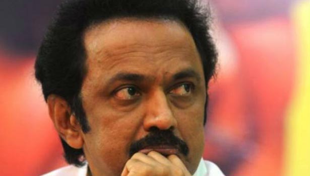 டெங்கு காய்ச்சலை மர்ம காய்ச்சல் என்று கூறி மறைப்பதா?: மு.க.ஸ்டாலின் கண்டனம் டெங்கு காய்ச்சலை மர்ம காய்ச்சல் என்று கூறி மறைப்பதா?: மு.க.ஸ்டாலின் கண்டனம்