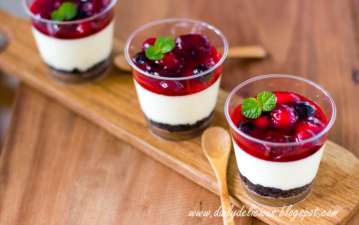 Mix Berries With Jam Cake Site Tasteofhome Com Mix Berries With Jam Cake Site Tasteofhome Com